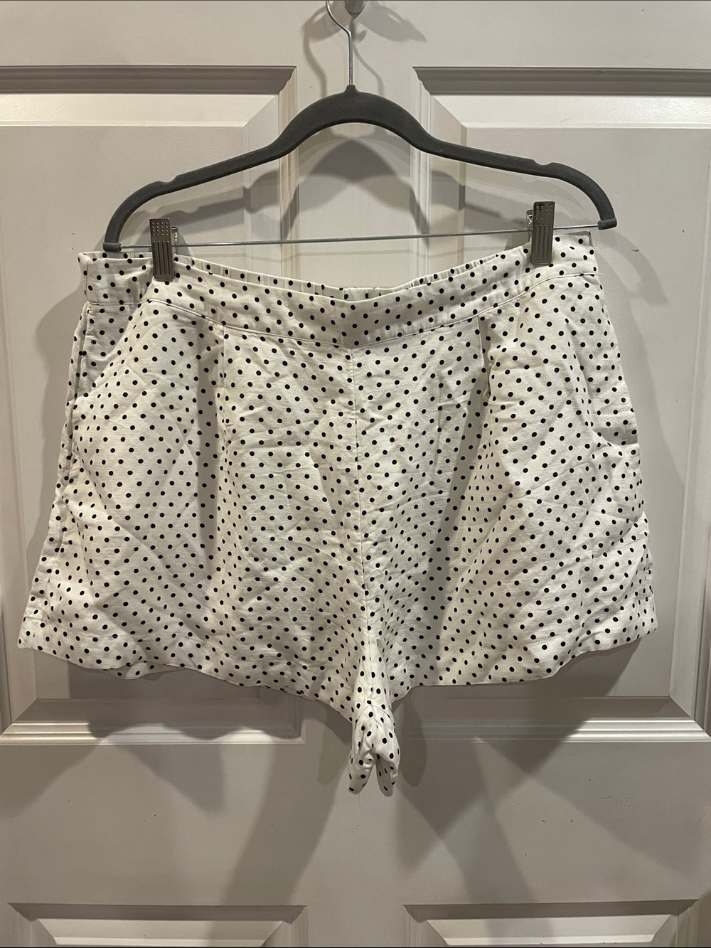 Kate Spade X Target - White linen shorts with Black Dots